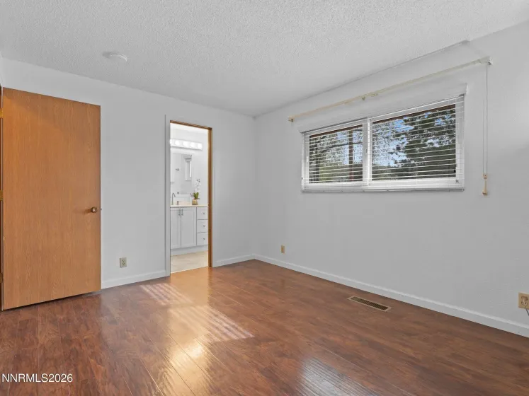 10675 Deodar, Reno, Nevada 89506, 3 Bedrooms Bedrooms, ,2 BathroomsBathrooms,Residential,Residential,Deodar,260003941