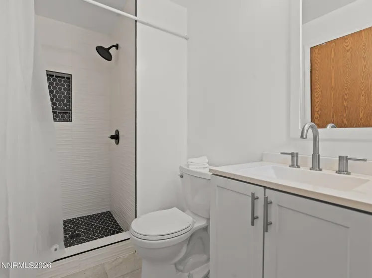 10675 Deodar, Reno, Nevada 89506, 3 Bedrooms Bedrooms, ,2 BathroomsBathrooms,Residential,Residential,Deodar,260003941