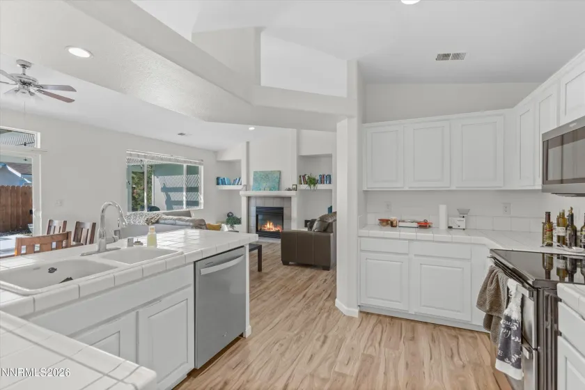 1089 Conifer, Minden, Nevada 89423, 3 Bedrooms Bedrooms, ,2 BathroomsBathrooms,Residential,Residential,Conifer,260003946