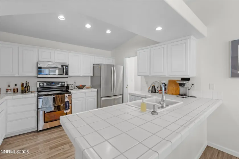 1089 Conifer, Minden, Nevada 89423, 3 Bedrooms Bedrooms, ,2 BathroomsBathrooms,Residential,Residential,Conifer,260003946