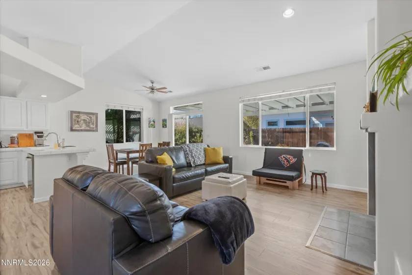 1089 Conifer, Minden, Nevada 89423, 3 Bedrooms Bedrooms, ,2 BathroomsBathrooms,Residential,Residential,Conifer,260003946