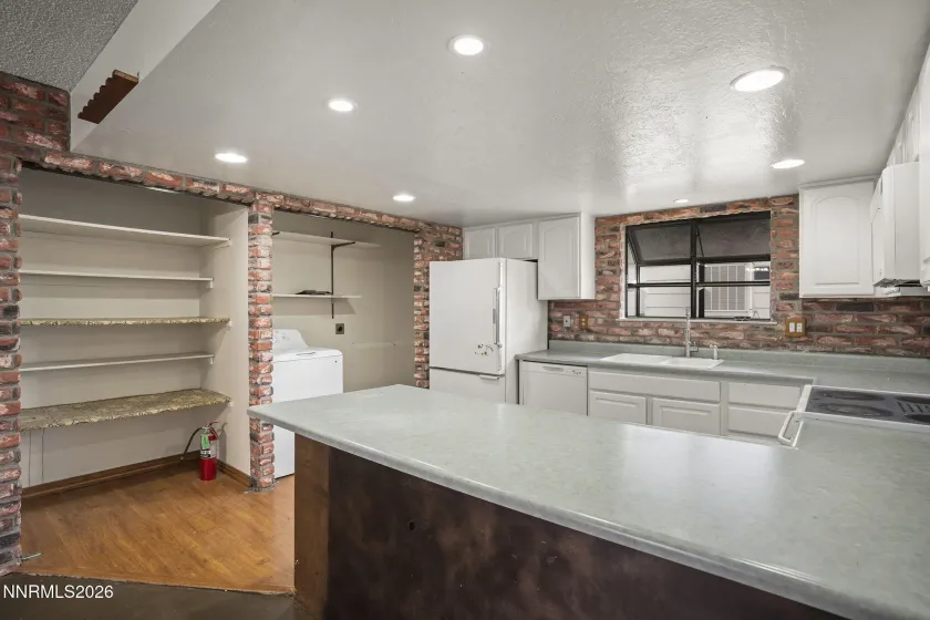 2550 Melody, Reno, Nevada 89512, 4 Bedrooms Bedrooms, ,3 BathroomsBathrooms,Residential,Residential,Melody,260003949