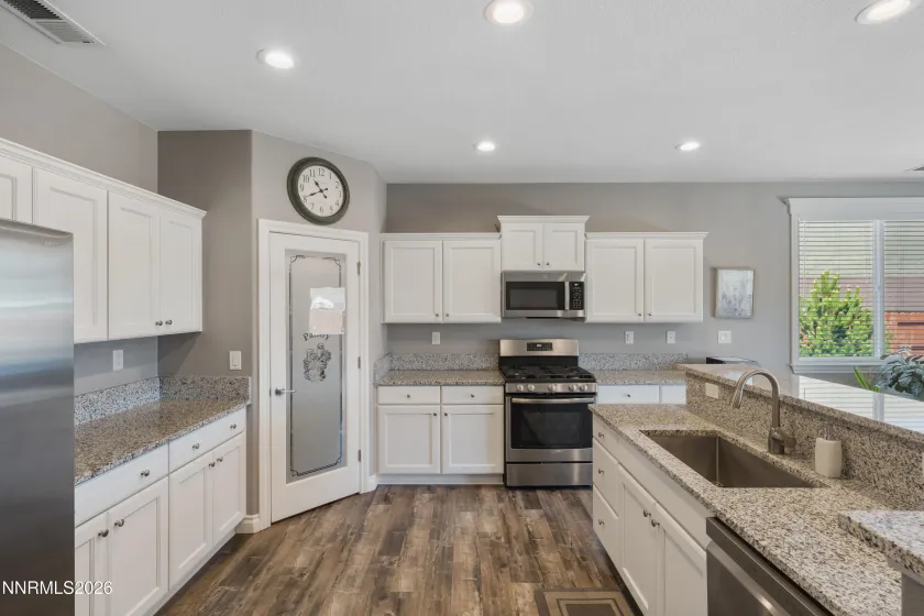 18703 Brady Ridge, Reno, Nevada 89508, 4 Bedrooms Bedrooms, ,2 BathroomsBathrooms,Residential,Residential,Brady Ridge,260003954