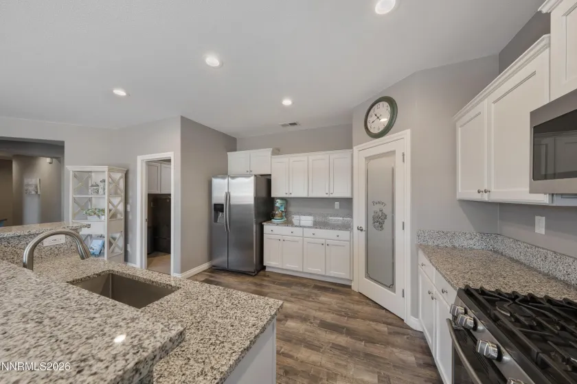 18703 Brady Ridge, Reno, Nevada 89508, 4 Bedrooms Bedrooms, ,2 BathroomsBathrooms,Residential,Residential,Brady Ridge,260003954