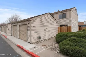 13840 Lear, Reno, Nevada 89506, 2 Bedrooms Bedrooms, ,2 BathroomsBathrooms,Residential,Residential,Lear,260003950