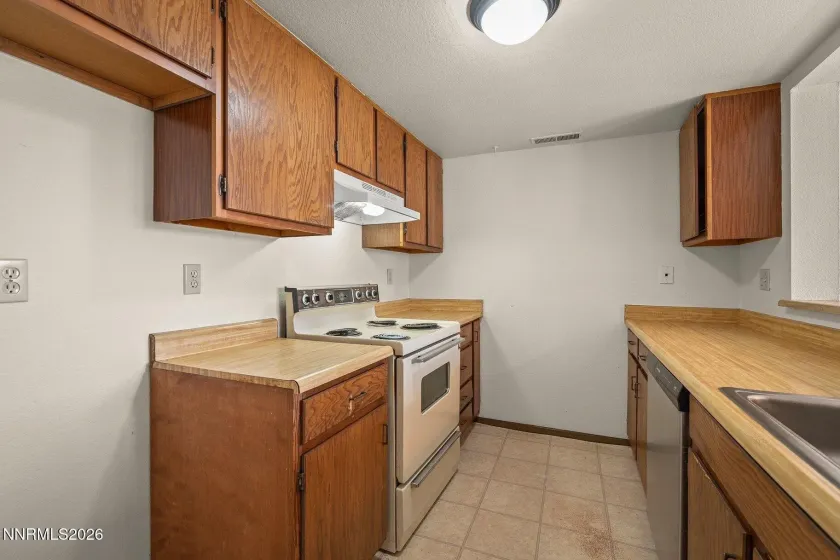 13840 Lear, Reno, Nevada 89506, 2 Bedrooms Bedrooms, ,2 BathroomsBathrooms,Residential,Residential,Lear,260003950