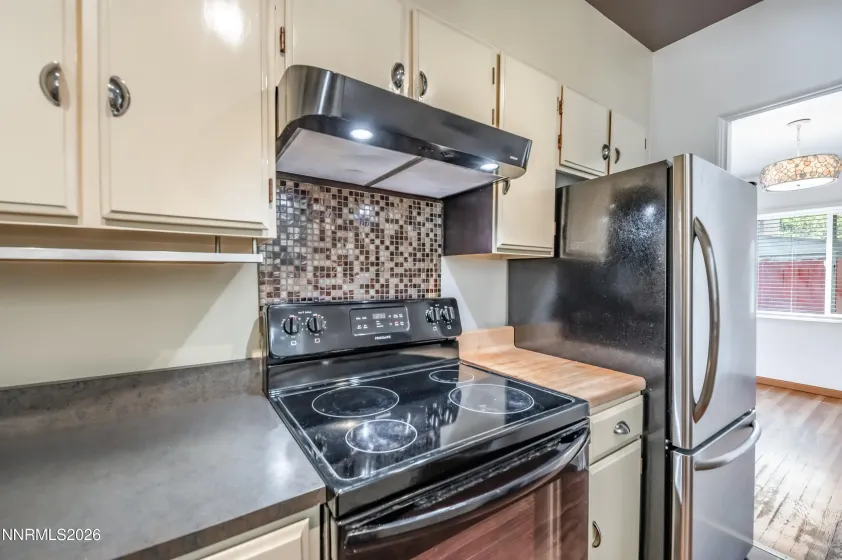 347 Mary, Reno, Nevada 89509, 3 Bedrooms Bedrooms, ,2 BathroomsBathrooms,Residential,Residential,Mary,260003951