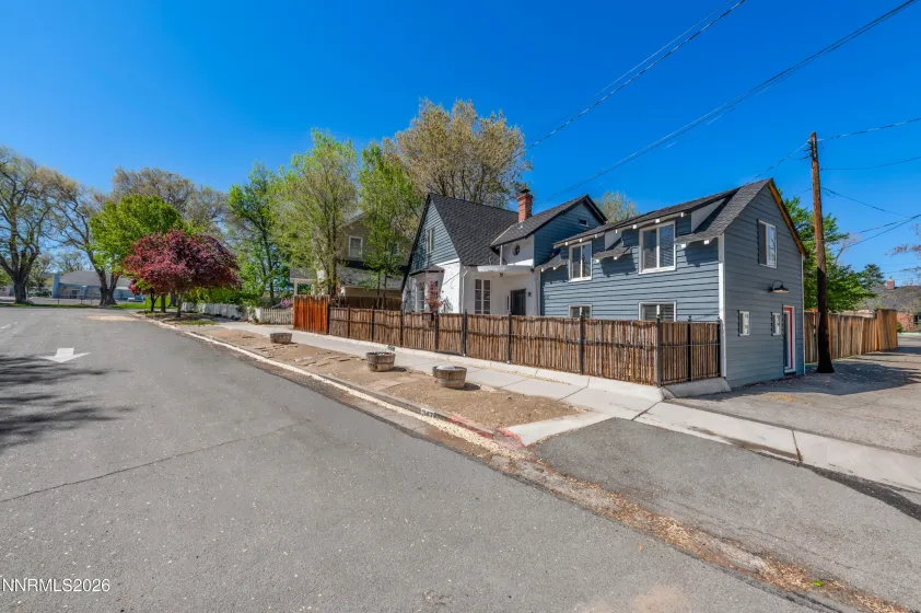 347 Mary, Reno, Nevada 89509, 3 Bedrooms Bedrooms, ,2 BathroomsBathrooms,Residential,Residential,Mary,260003951