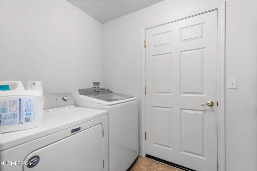 1309 White Ash, Gardnerville, Nevada 89410, 3 Bedrooms Bedrooms, ,2 BathroomsBathrooms,Residential,Residential,White Ash,260003956