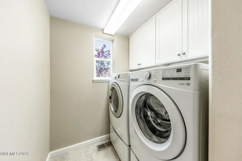 998 Marble Hills, Sparks, Nevada 89436, 2 Bedrooms Bedrooms, ,3 BathroomsBathrooms,Residential,Residential,Marble Hills,260003957