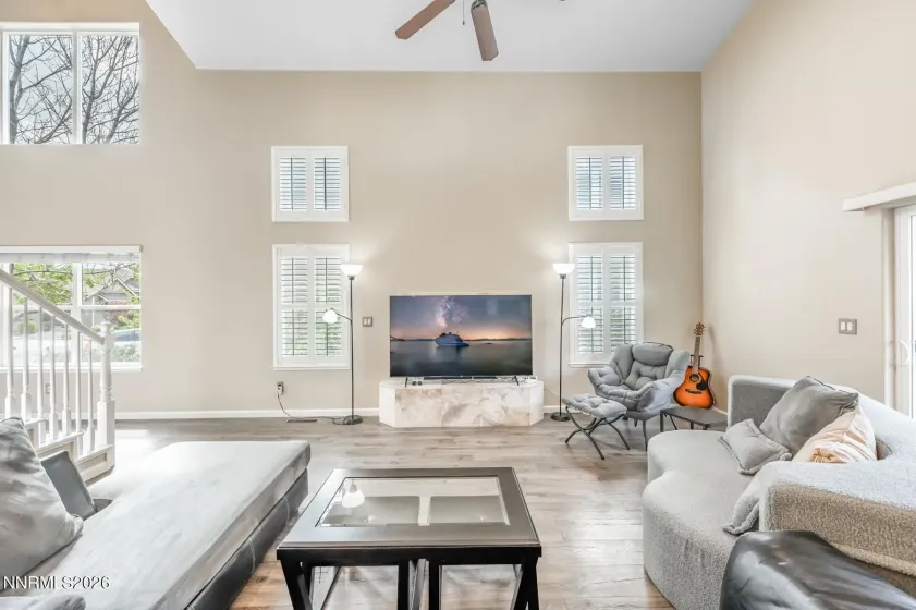 998 Marble Hills, Sparks, Nevada 89436, 2 Bedrooms Bedrooms, ,3 BathroomsBathrooms,Residential,Residential,Marble Hills,260003957