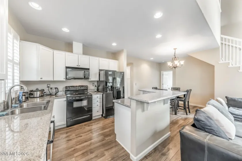 998 Marble Hills, Sparks, Nevada 89436, 2 Bedrooms Bedrooms, ,3 BathroomsBathrooms,Residential,Residential,Marble Hills,260003957