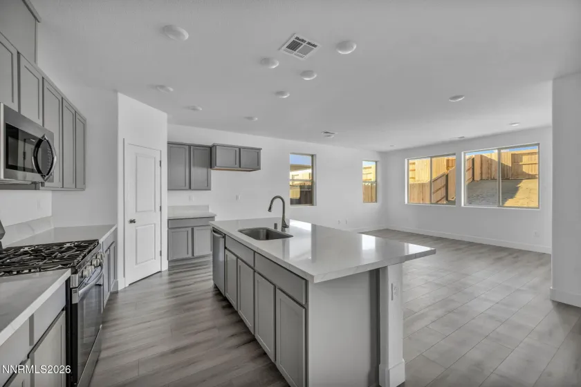 1316 Nebula, Carson City, Nevada 89705, 3 Bedrooms Bedrooms, ,2 BathroomsBathrooms,Residential,Residential,Nebula,260003958