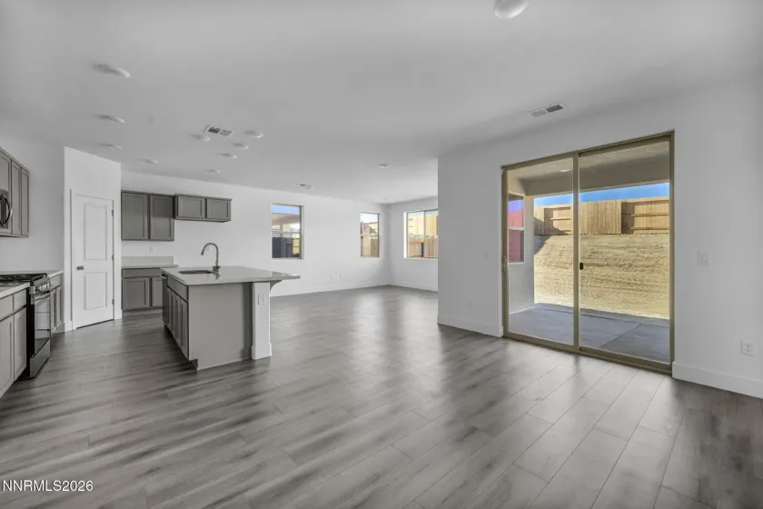 1316 Nebula, Carson City, Nevada 89705, 3 Bedrooms Bedrooms, ,2 BathroomsBathrooms,Residential,Residential,Nebula,260003958