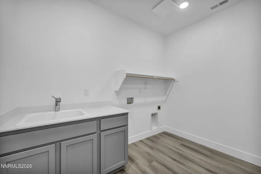 1267 Nebula, Carson City, Nevada 89705, 3 Bedrooms Bedrooms, ,2 BathroomsBathrooms,Residential,Residential,Nebula,260003959