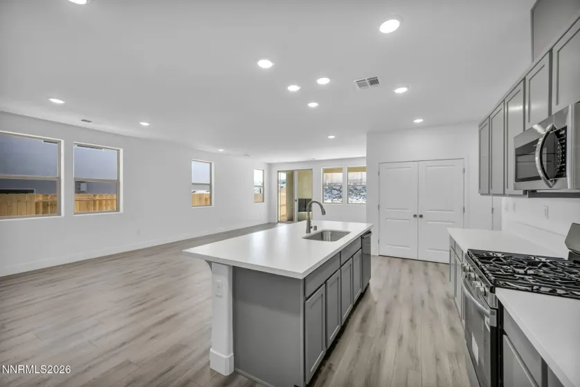 1267 Nebula, Carson City, Nevada 89705, 3 Bedrooms Bedrooms, ,2 BathroomsBathrooms,Residential,Residential,Nebula,260003959