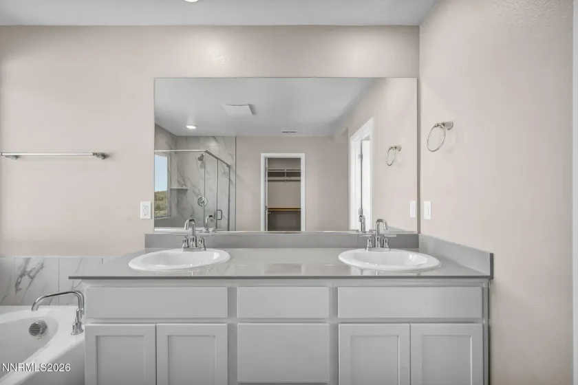 1273 Nebula, Carson City, Nevada 89705, 5 Bedrooms Bedrooms, ,3 BathroomsBathrooms,Residential,Residential,Nebula,260003961