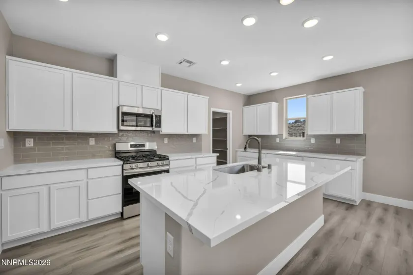 1273 Nebula, Carson City, Nevada 89705, 5 Bedrooms Bedrooms, ,3 BathroomsBathrooms,Residential,Residential,Nebula,260003961