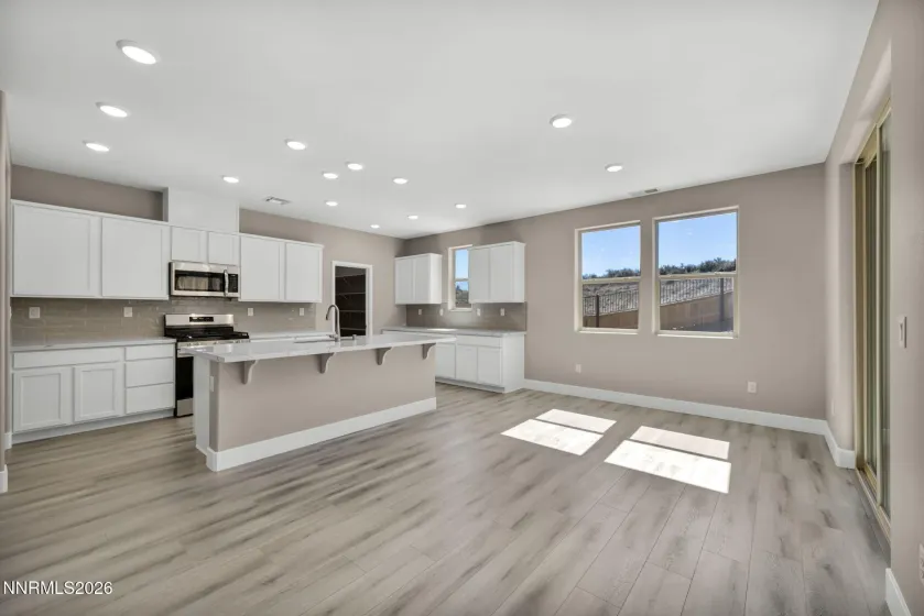 1273 Nebula, Carson City, Nevada 89705, 5 Bedrooms Bedrooms, ,3 BathroomsBathrooms,Residential,Residential,Nebula,260003961