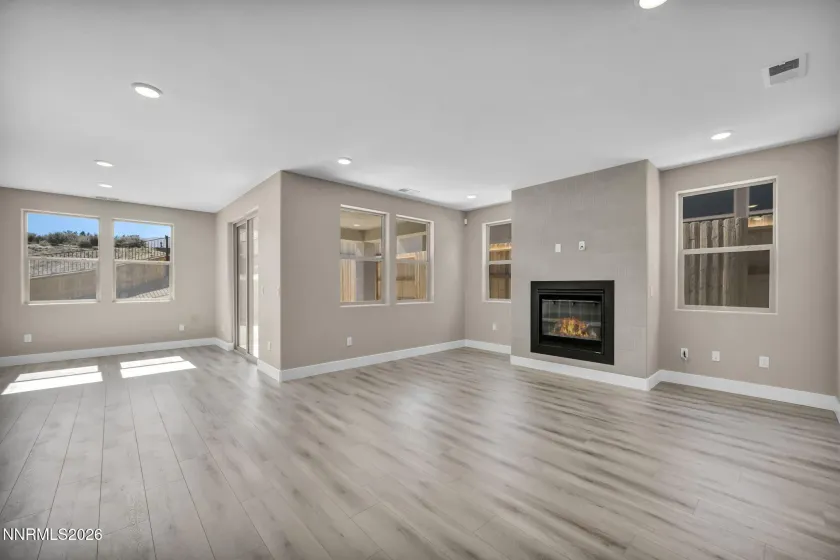 1273 Nebula, Carson City, Nevada 89705, 5 Bedrooms Bedrooms, ,3 BathroomsBathrooms,Residential,Residential,Nebula,260003961