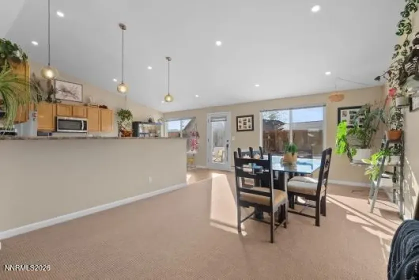 552 Spur, Fernley, Nevada 89408, 3 Bedrooms Bedrooms, ,2 BathroomsBathrooms,Residential,Residential,Spur,260003960