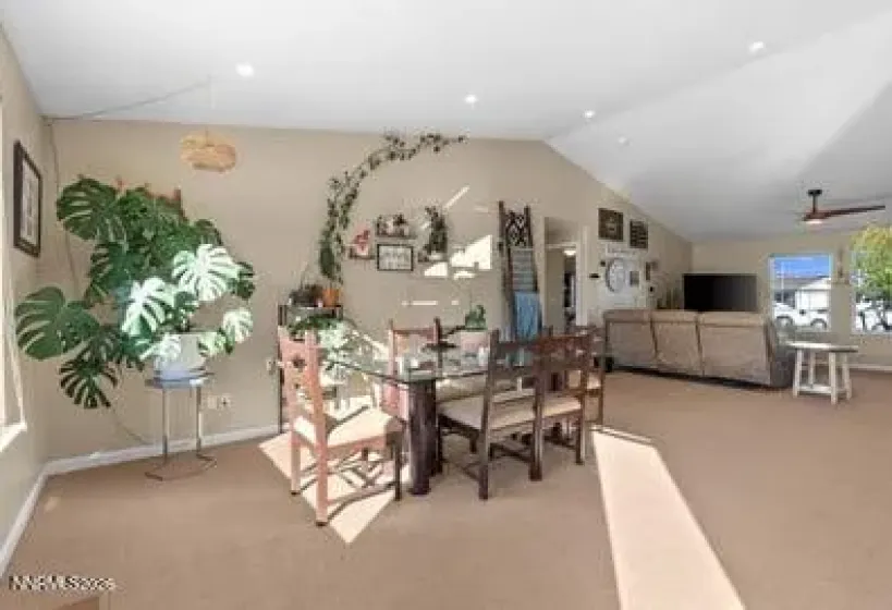 552 Spur, Fernley, Nevada 89408, 3 Bedrooms Bedrooms, ,2 BathroomsBathrooms,Residential,Residential,Spur,260003960