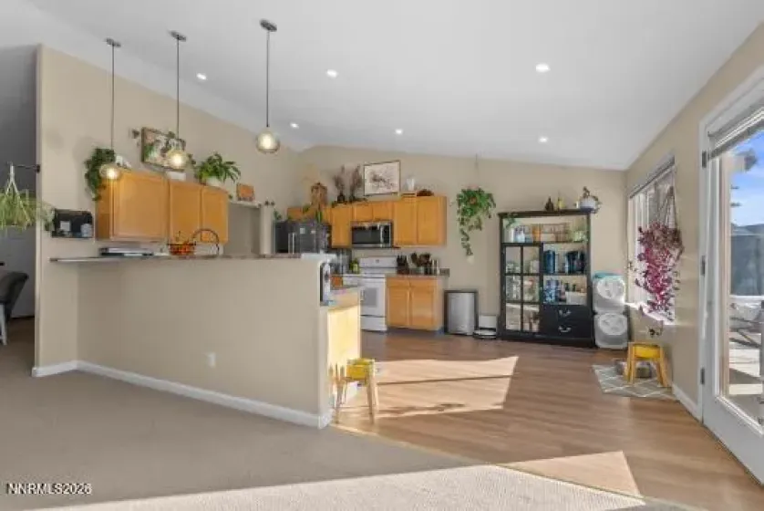 552 Spur, Fernley, Nevada 89408, 3 Bedrooms Bedrooms, ,2 BathroomsBathrooms,Residential,Residential,Spur,260003960