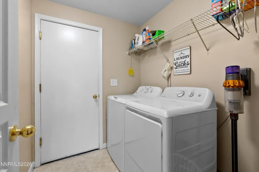 552 Spur, Fernley, Nevada 89408, 3 Bedrooms Bedrooms, ,2 BathroomsBathrooms,Residential,Residential,Spur,260003960