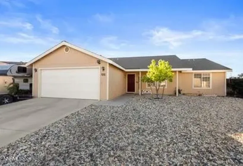 552 Spur, Fernley, Nevada 89408, 3 Bedrooms Bedrooms, ,2 BathroomsBathrooms,Residential,Residential,Spur,260003960