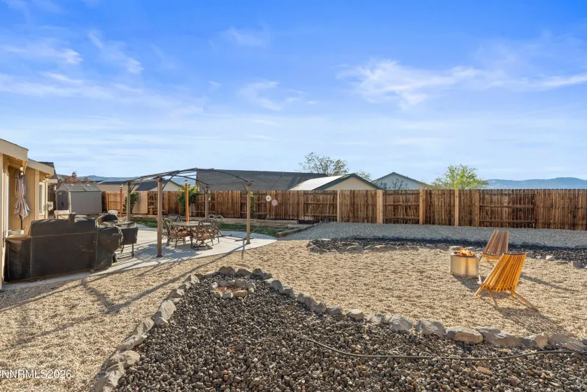 552 Spur, Fernley, Nevada 89408, 3 Bedrooms Bedrooms, ,2 BathroomsBathrooms,Residential,Residential,Spur,260003960