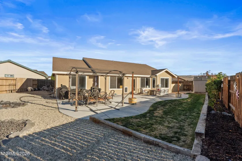 552 Spur, Fernley, Nevada 89408, 3 Bedrooms Bedrooms, ,2 BathroomsBathrooms,Residential,Residential,Spur,260003960