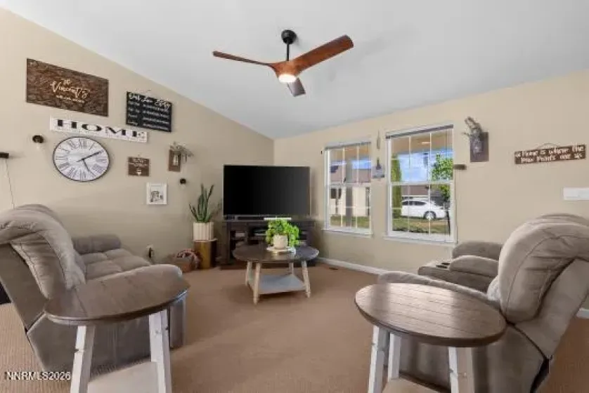 552 Spur, Fernley, Nevada 89408, 3 Bedrooms Bedrooms, ,2 BathroomsBathrooms,Residential,Residential,Spur,260003960