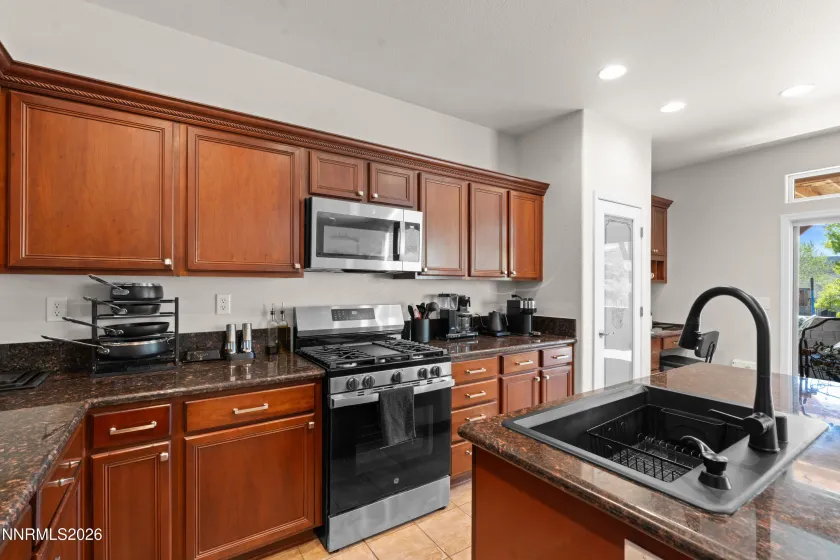 70 Riverside, Dayton, Nevada 89403, 4 Bedrooms Bedrooms, ,3 BathroomsBathrooms,Residential,Residential,Riverside,260003964