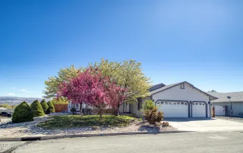 1400 Bufflehead, Sparks, Nevada 89441, 3 Bedrooms Bedrooms, ,2 BathroomsBathrooms,Residential,Residential,Bufflehead,260003965
