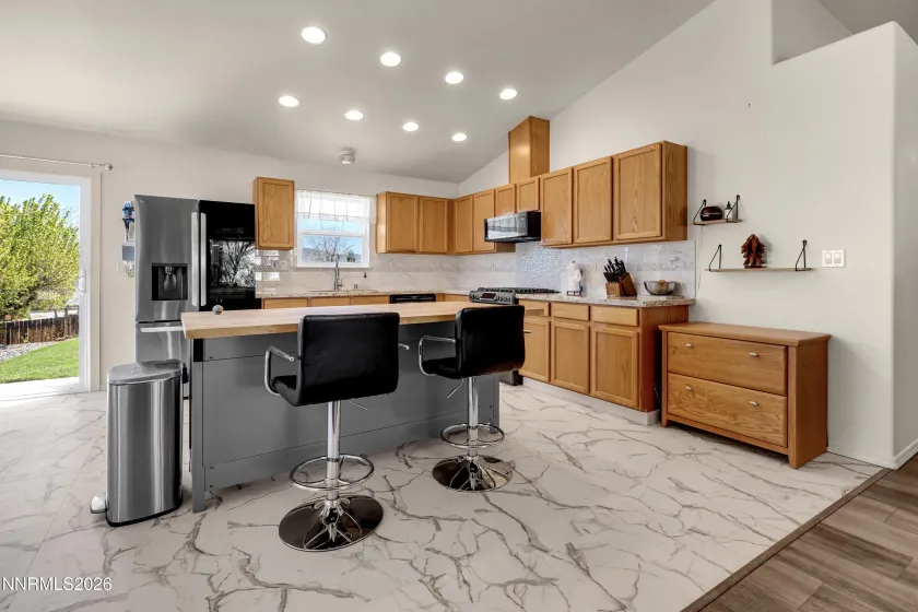 1400 Bufflehead, Sparks, Nevada 89441, 3 Bedrooms Bedrooms, ,2 BathroomsBathrooms,Residential,Residential,Bufflehead,260003965