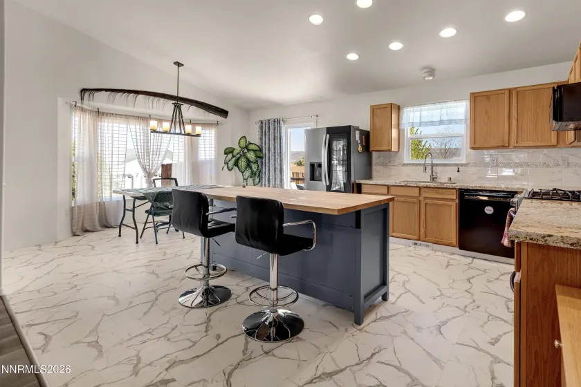 1400 Bufflehead, Sparks, Nevada 89441, 3 Bedrooms Bedrooms, ,2 BathroomsBathrooms,Residential,Residential,Bufflehead,260003965