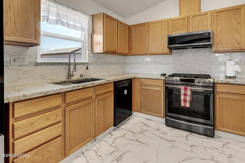 1400 Bufflehead, Sparks, Nevada 89441, 3 Bedrooms Bedrooms, ,2 BathroomsBathrooms,Residential,Residential,Bufflehead,260003965