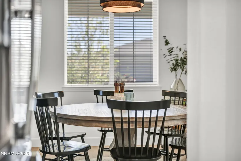 1092 Dapple, Minden, Nevada 89423, 3 Bedrooms Bedrooms, ,2 BathroomsBathrooms,Residential,Residential,Dapple,260003966