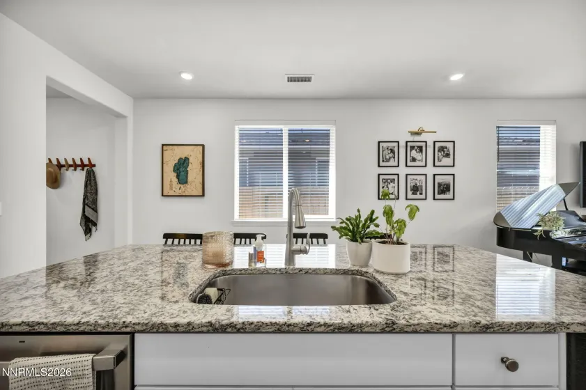 1092 Dapple, Minden, Nevada 89423, 3 Bedrooms Bedrooms, ,2 BathroomsBathrooms,Residential,Residential,Dapple,260003966