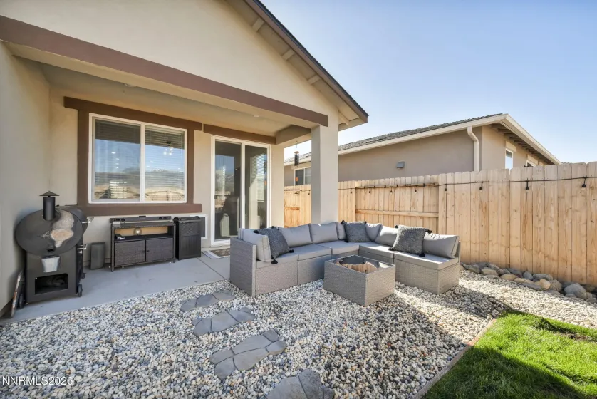 1092 Dapple, Minden, Nevada 89423, 3 Bedrooms Bedrooms, ,2 BathroomsBathrooms,Residential,Residential,Dapple,260003966