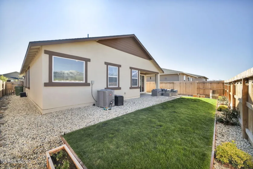 1092 Dapple, Minden, Nevada 89423, 3 Bedrooms Bedrooms, ,2 BathroomsBathrooms,Residential,Residential,Dapple,260003966