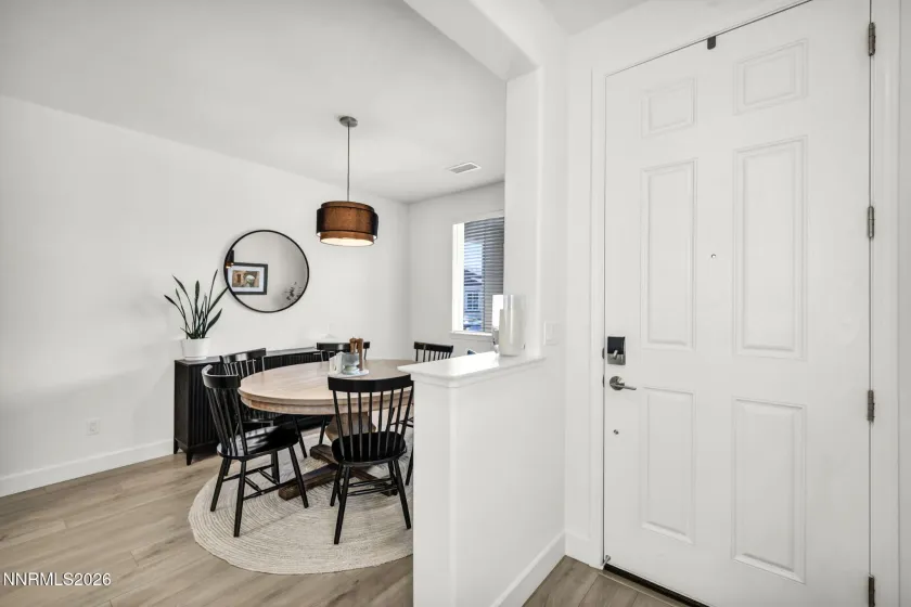 1092 Dapple, Minden, Nevada 89423, 3 Bedrooms Bedrooms, ,2 BathroomsBathrooms,Residential,Residential,Dapple,260003966