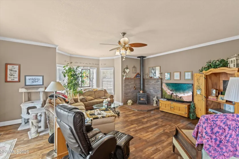 5650 Old US Hwy 395, Washoe Valley, Nevada 89704, 4 Bedrooms Bedrooms, ,3 BathroomsBathrooms,Residential,Residential,Old US Hwy 395,260003967