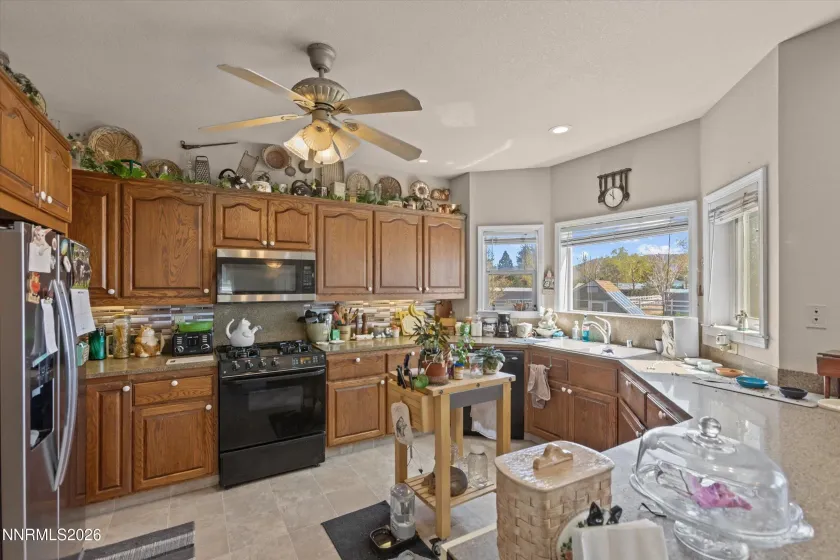 5650 Old US Hwy 395, Washoe Valley, Nevada 89704, 4 Bedrooms Bedrooms, ,3 BathroomsBathrooms,Residential,Residential,Old US Hwy 395,260003967