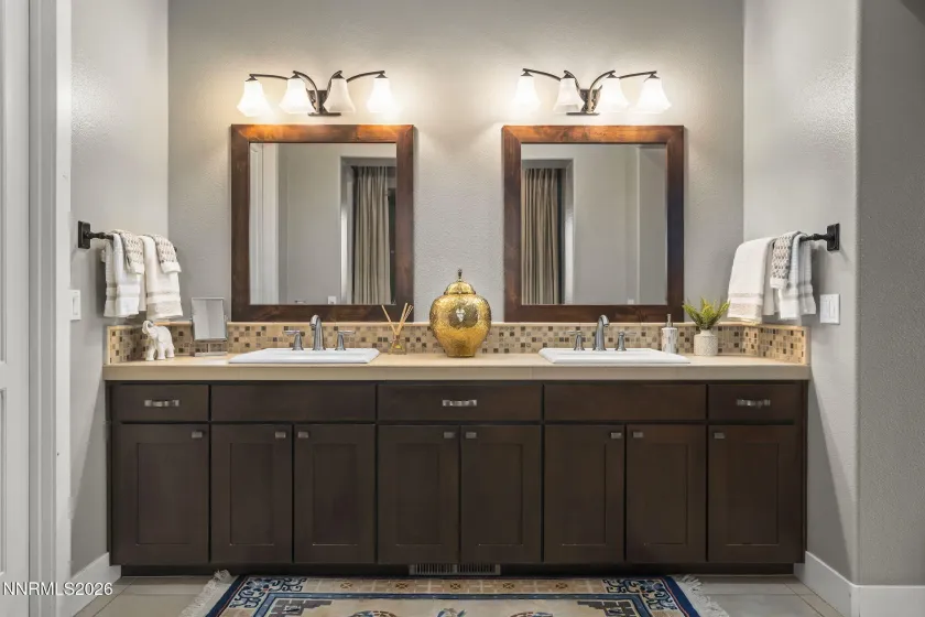 3620 Aspen Hollow, Reno, Nevada 89511, 3 Bedrooms Bedrooms, ,3 BathroomsBathrooms,Residential,Residential,Aspen Hollow,260003971