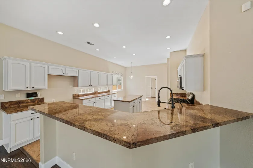 435 La Costa, Dayton, Nevada 89403, 3 Bedrooms Bedrooms, ,2 BathroomsBathrooms,Residential,Residential,La Costa,260003972