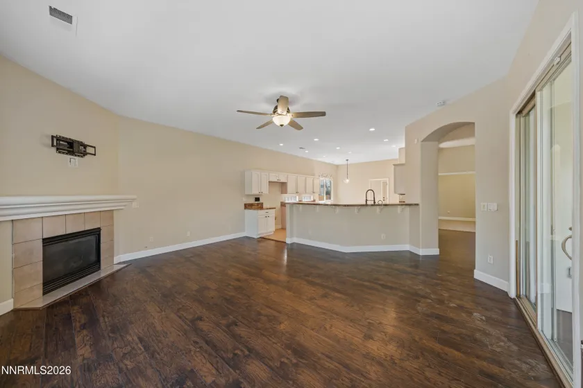 435 La Costa, Dayton, Nevada 89403, 3 Bedrooms Bedrooms, ,2 BathroomsBathrooms,Residential,Residential,La Costa,260003972