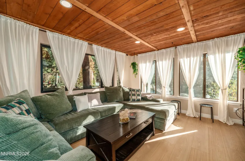 157 Pine, Stateline, Nevada 89449, 3 Bedrooms Bedrooms, ,2 BathroomsBathrooms,Residential,Residential,Pine,260003977