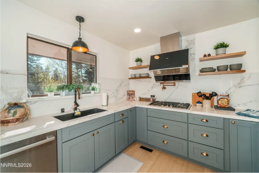 157 Pine, Stateline, Nevada 89449, 3 Bedrooms Bedrooms, ,2 BathroomsBathrooms,Residential,Residential,Pine,260003977