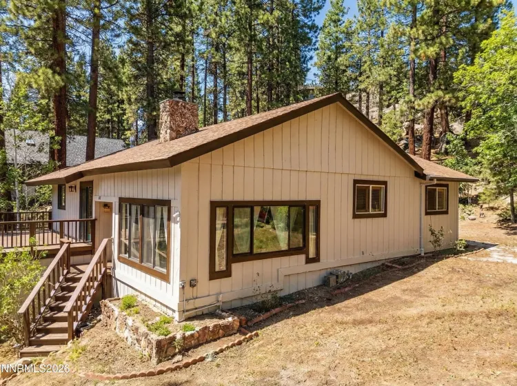 157 Pine, Stateline, Nevada 89449, 3 Bedrooms Bedrooms, ,2 BathroomsBathrooms,Residential,Residential,Pine,260003977